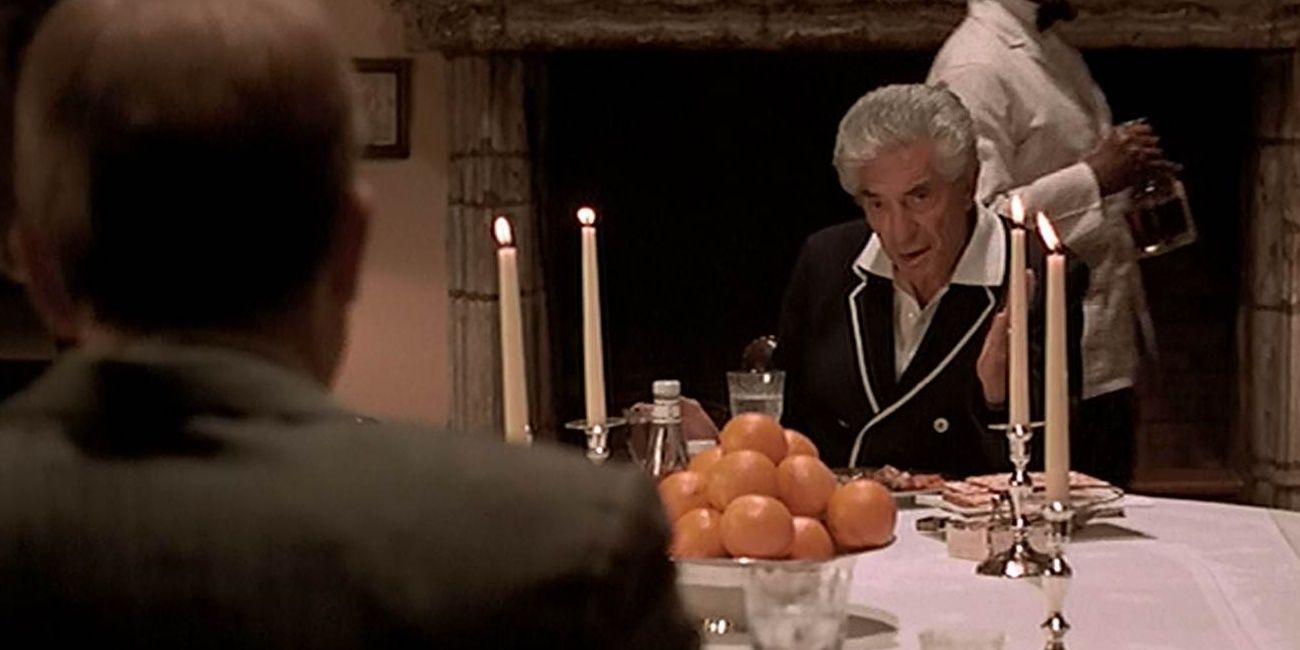 Джек і Том вечеряють разом у фільмі "Хрещений батько"