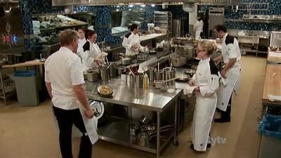 11 серія 8 сезону "Пекельна кухня"