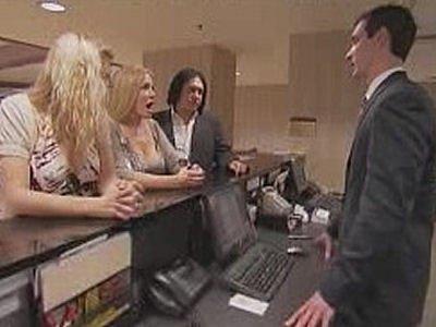 Gene Simmons Family Jewels (2006), Episode 17