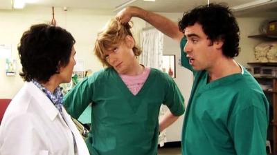 Green Wing (2004), Episode 3
