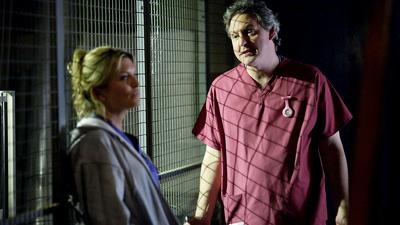 Holby City (1999), Episode 10