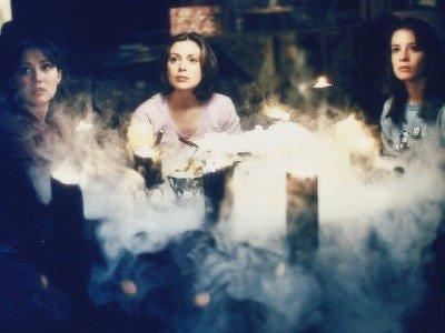 Серія 9, Усі жінки - відьми / Charmed (1998)