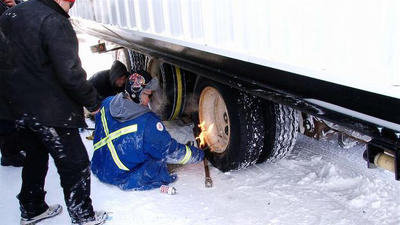 Далекобійники на крижаній дорозі / Ice Road Truckers (2007), Серія 4