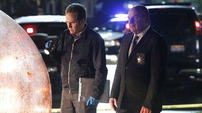 8 серія 14 сезону "CSI"