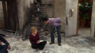 Episode 17, Joey (2004)