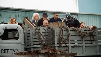 "Legends of Tomorrow" 2 season 1-th episode