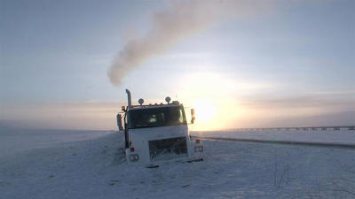 Серия 1, Ледовый путь дальнобойщиков / Ice Road Truckers (2007)