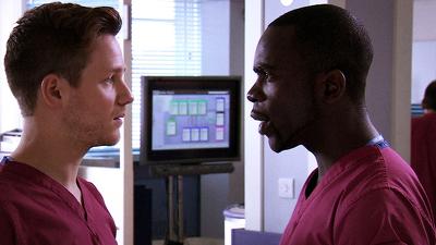 Holby City (1999), Episode 33