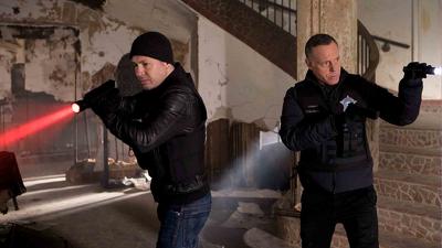 Chicago PD (2014), Episode 16