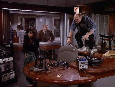 Frasier (1993), Episode 4