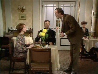 Fawlty Towers (1975), s1