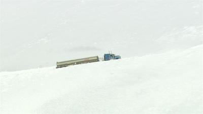 Серия 12, Ледовый путь дальнобойщиков / Ice Road Truckers (2007)