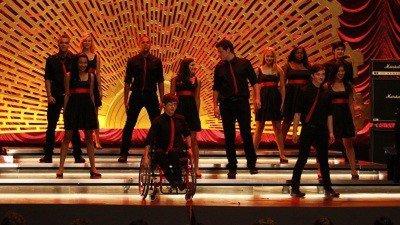 Серия 13, Лузеры / Glee (2009)