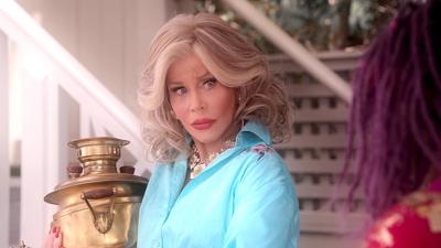 Grace and Frankie (2015), Episode 13