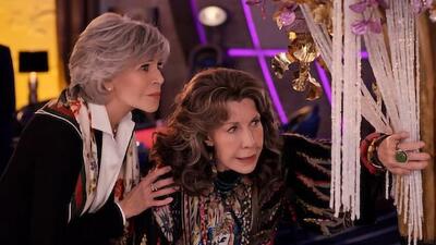 "Grace and Frankie" 7 season 12-th episode