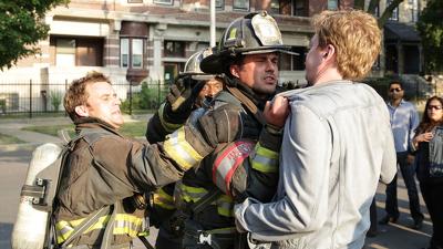 Пожежники Чикаго / Chicago Fire (2012), Серія 3