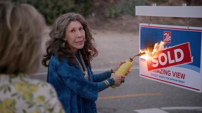 "Grace and Frankie" 5 season 1-th episode
