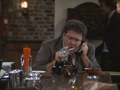 Episode 5, Cheers (1982)