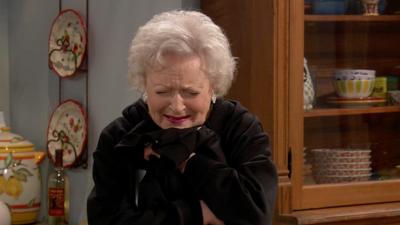 "Hot In Cleveland" 2 season 21-th episode