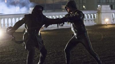 "Arrow" 1 season 23-th episode