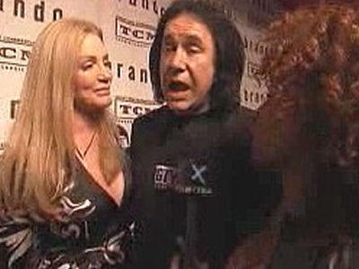 Episode 21, Gene Simmons Family Jewels (2006)