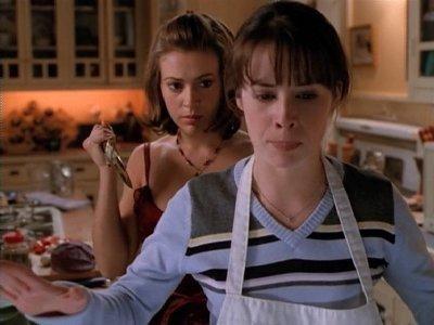 Серія 15, Усі жінки - відьми / Charmed (1998)