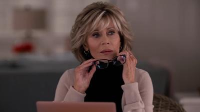 "Grace and Frankie" 6 season 5-th episode