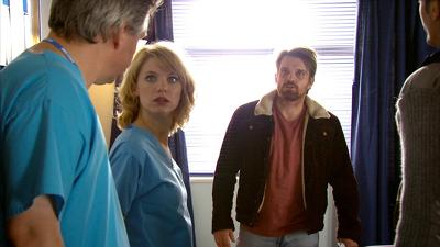 Episode 19, Holby City (1999)