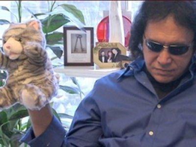 Episode 9, Gene Simmons Family Jewels (2006)