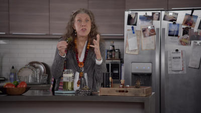 "Grace and Frankie" 3 season 6-th episode