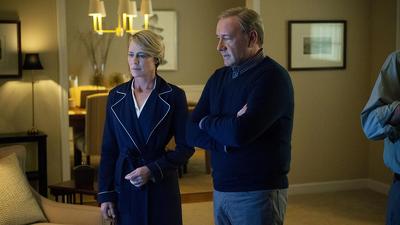 House of Cards (2013), Episode 3