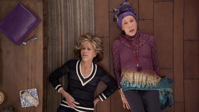 "Grace and Frankie" 3 season 7-th episode