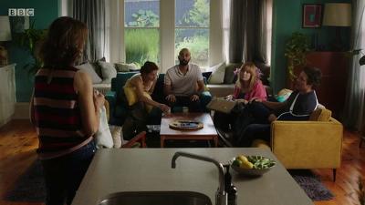"Five Bedrooms" 1 season 3-th episode