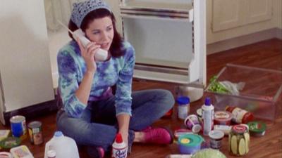 "Gilmore Girls" 1 season 7-th episode