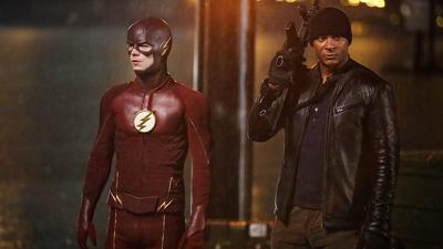 "The Flash" 2 season 15-th episode