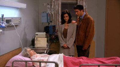 "Friends" 1 season 8-th episode