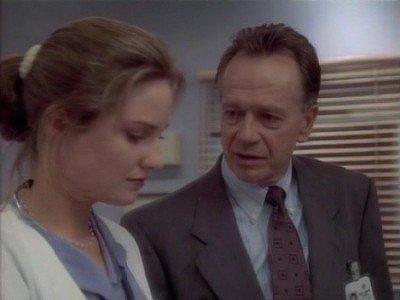 Серія 4, Швидка допомога / ER (1994)