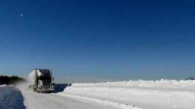 Серия 11, Ледовый путь дальнобойщиков / Ice Road Truckers (2007)