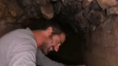 12 серія 3 сезону "Міста підземного світу"