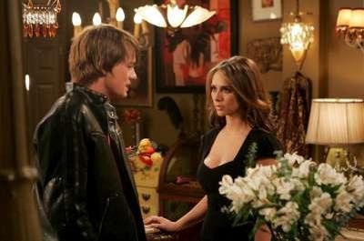 "Ghost Whisperer" 3 season 13-th episode