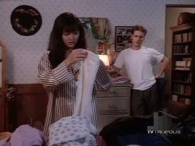 Episode 25, Beverly Hills 90210 (1990)