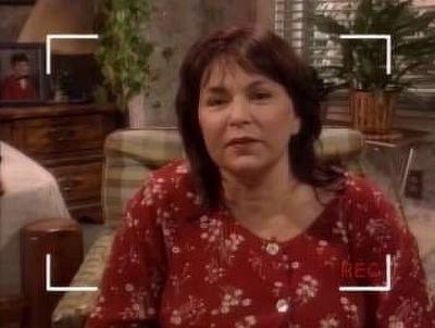 "Roseanne" 8 season 10-th episode