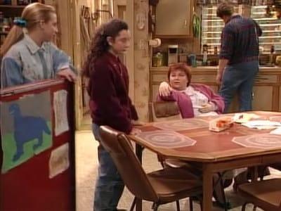 "Roseanne" 3 season 22-th episode