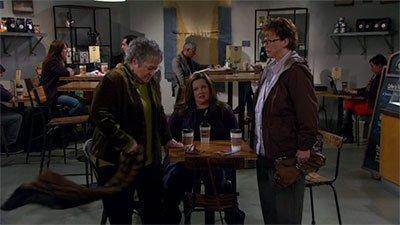 Episode 15, Mike & Molly (2010)