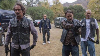 "Sons of Anarchy" 6 season 12-th episode