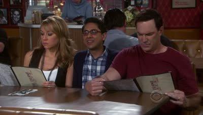 "Rules of Engagement" 5 season 24-th episode