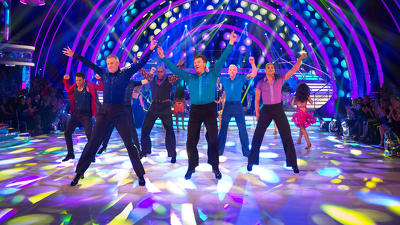 "Strictly Come Dancing" 13 season 1-th episode