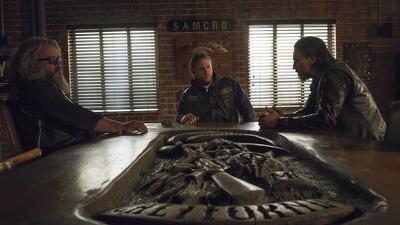 "Sons of Anarchy" 6 season 13-th episode