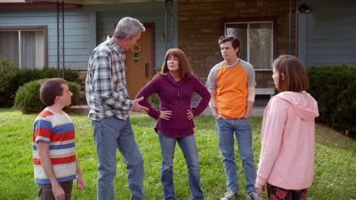 Episode 17, The Middle (2009)