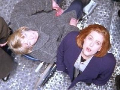 Цілком таємно / The X-Files (1993), Серія 14